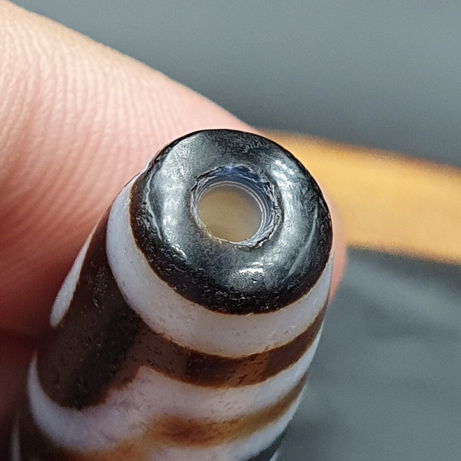 Protective Bead Amulet Vintage Old Indo Tibetan BLACK AND WHITE Agate pure 3 Eye