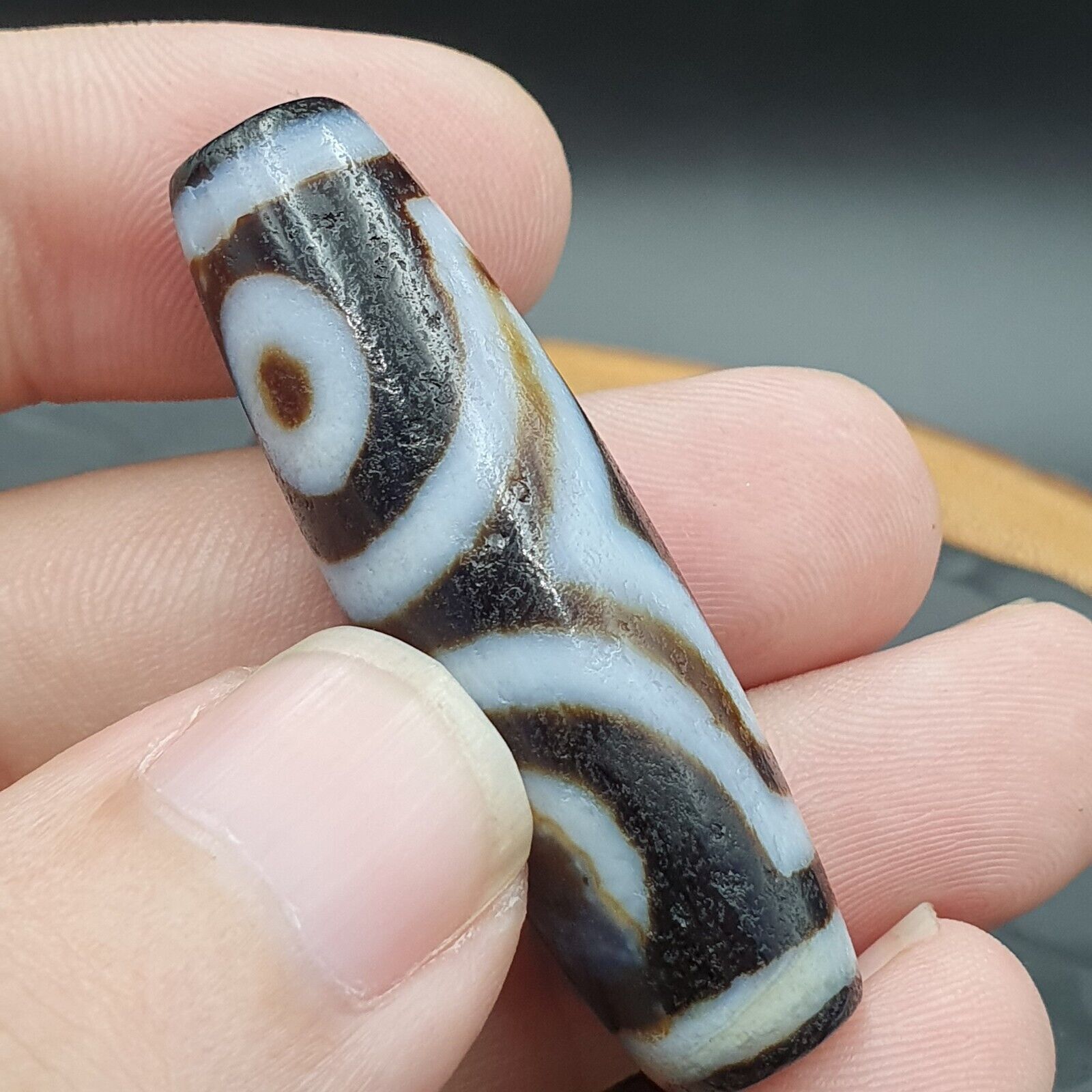 Protective Bead Amulet Vintage Old Indo Tibetan BLACK AND WHITE Agate pure 3 Eye