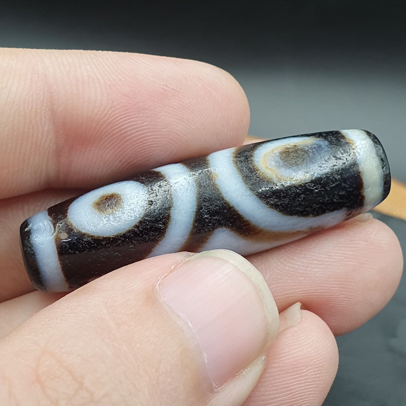 Protective Bead Amulet Vintage Old Indo Tibetan BLACK AND WHITE Agate pure 3 Eye