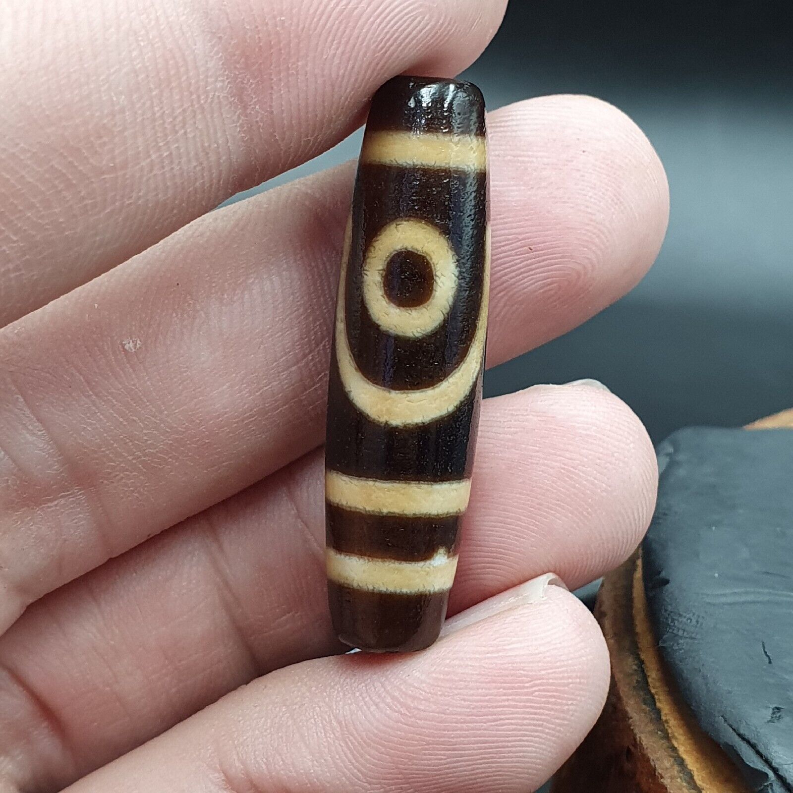 Himalayan Indo Tibetan Eyes Beads unique Patterns Dzi Amulet Beads