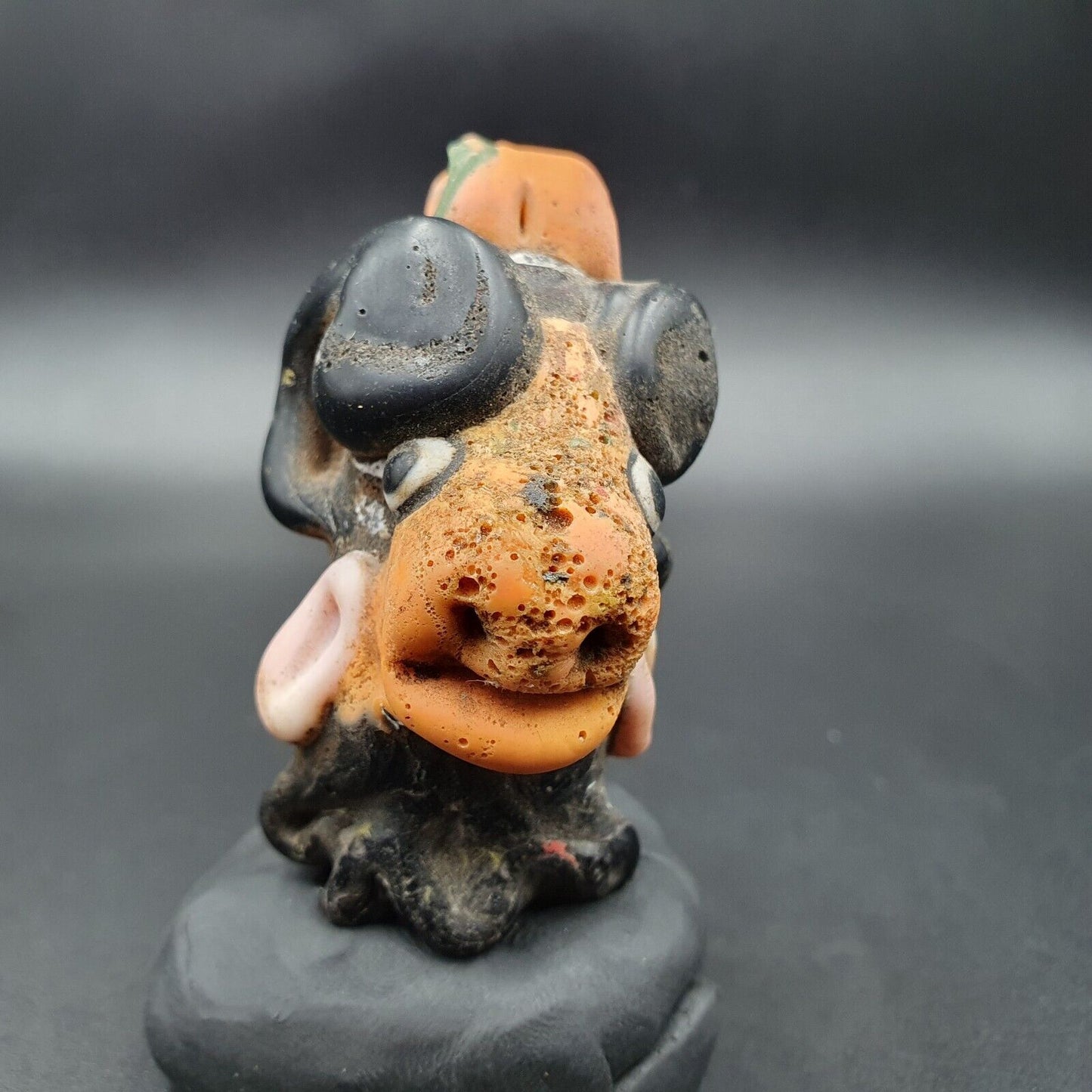 Großer antiker Mosaik-Glas-Schafkopf-Perlenanhänger 