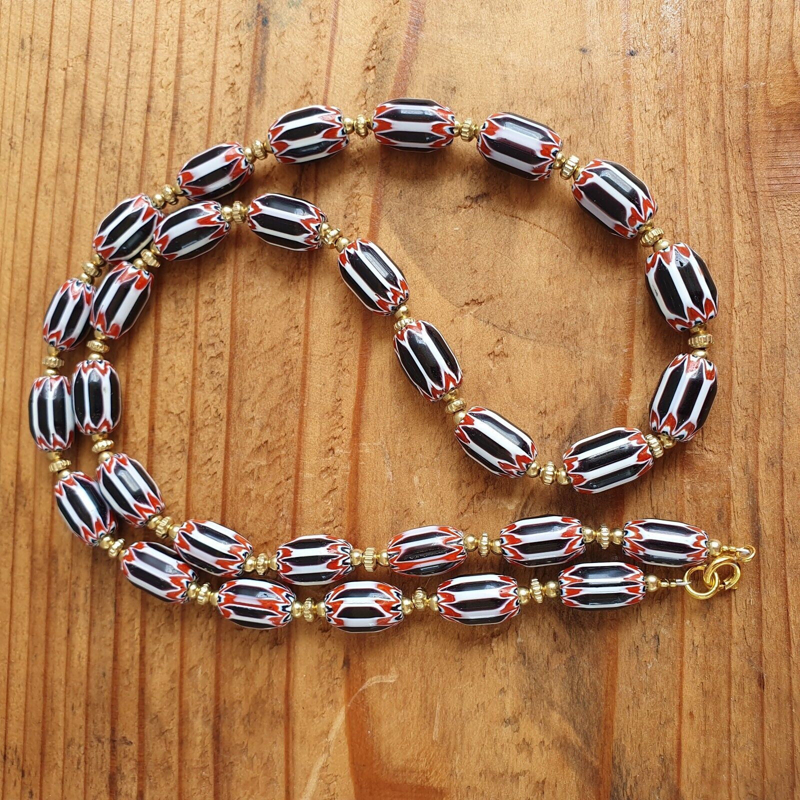 Vintage beads Old trade Black and White Chevrons Beads Necklace