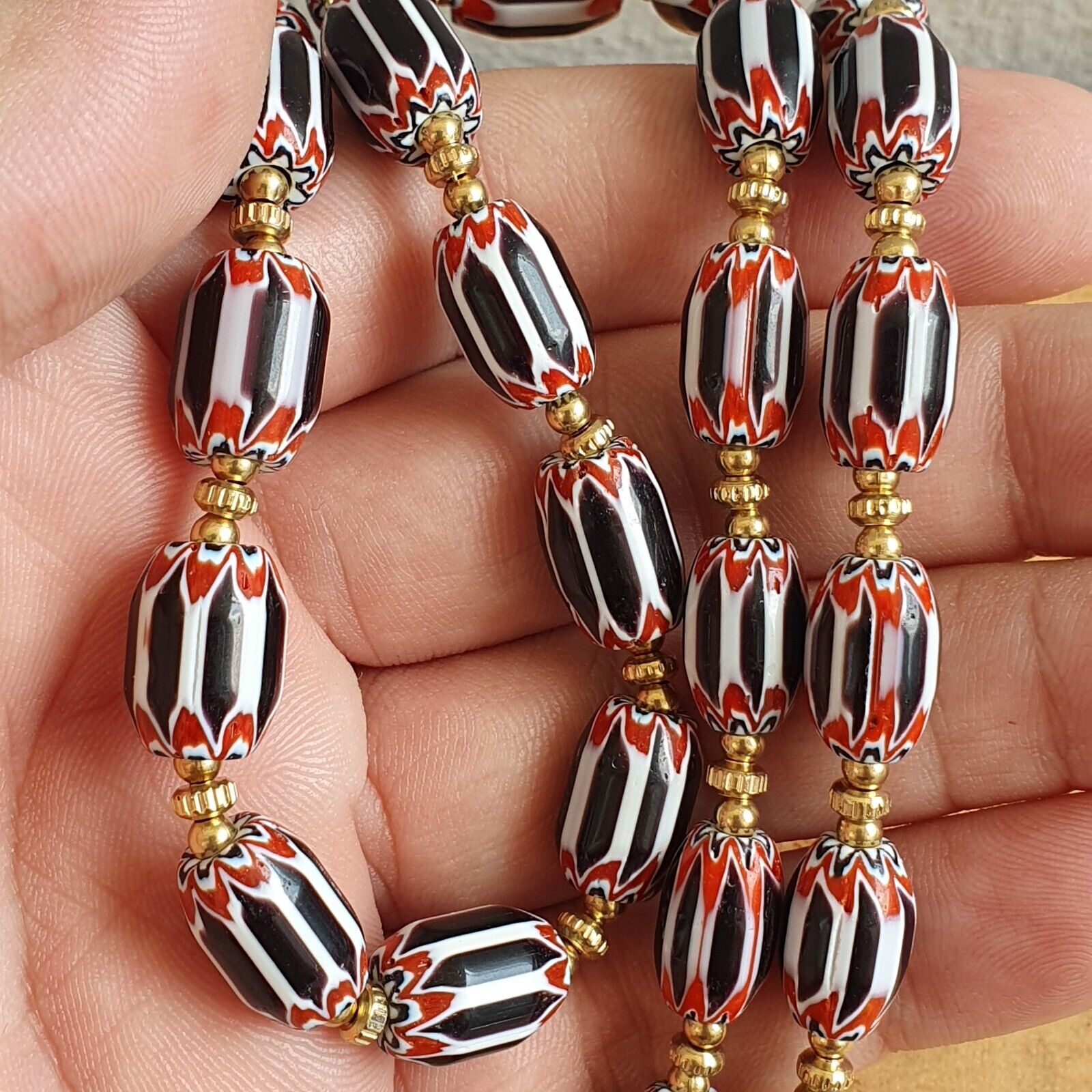 Vintage beads Old trade Black and White Chevrons Beads Necklace