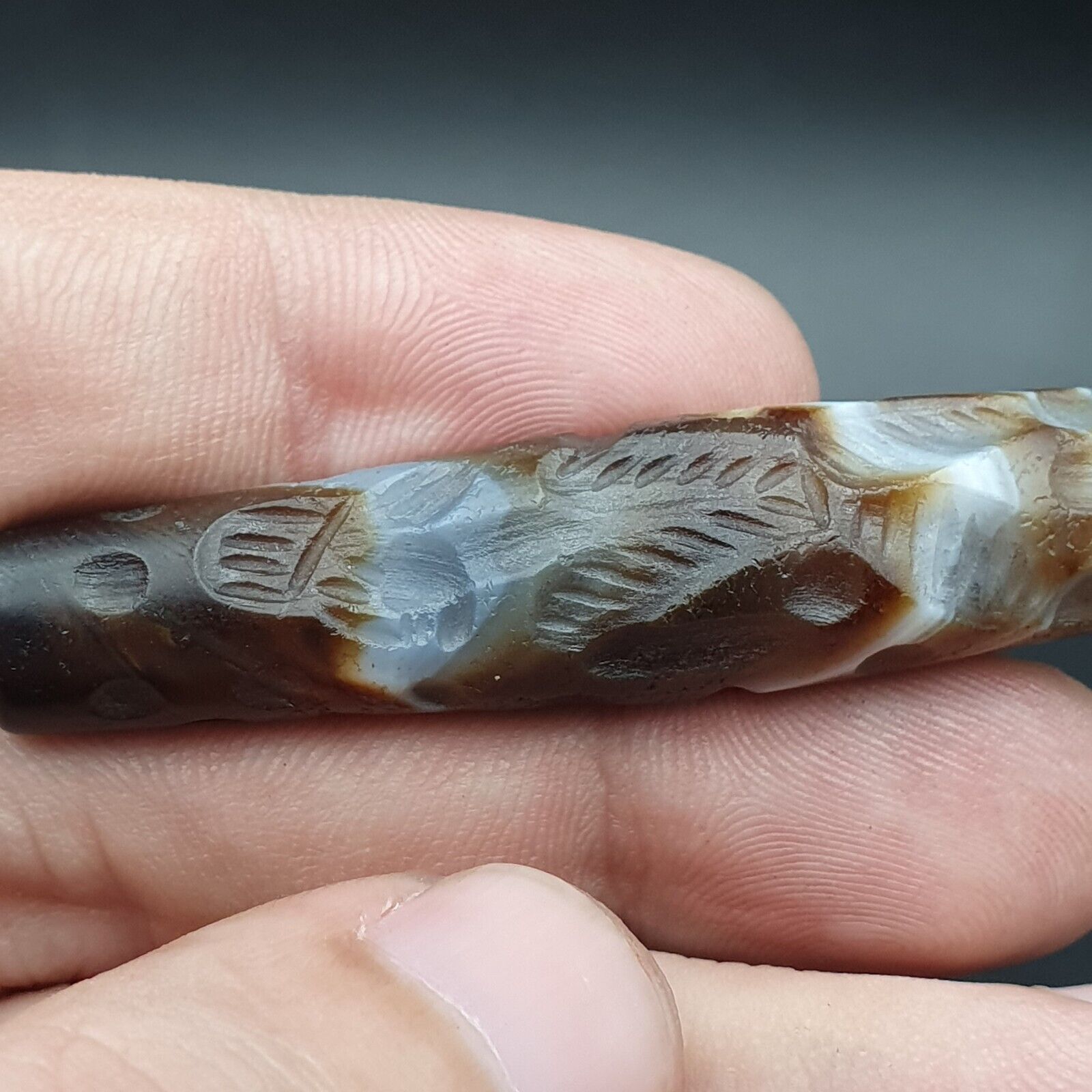 Hunting Hunt Antique Ancient Indo Tibetan Carving Agate Eyes stone Bead Amulet