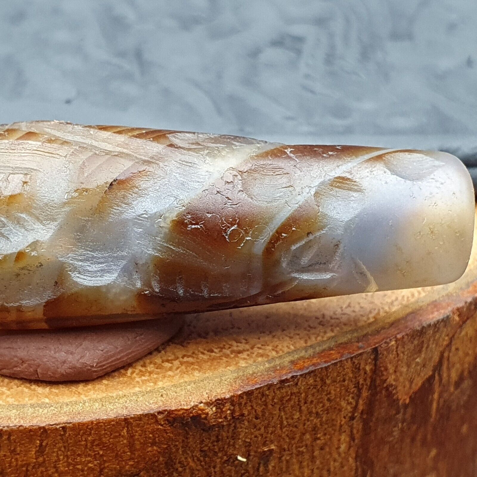 Rare Animals Antique Ancient Indo Tibetan Carving Agate Bead Amulet