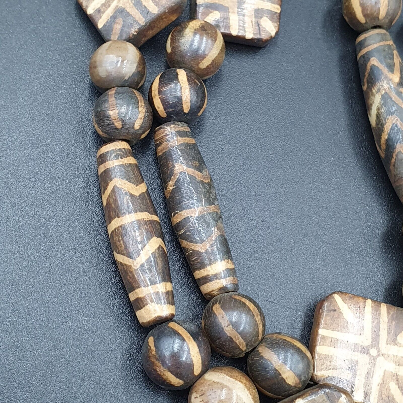 Asian Burmese Old Pumtek petrified Wood Stone beads Strand Long necklace