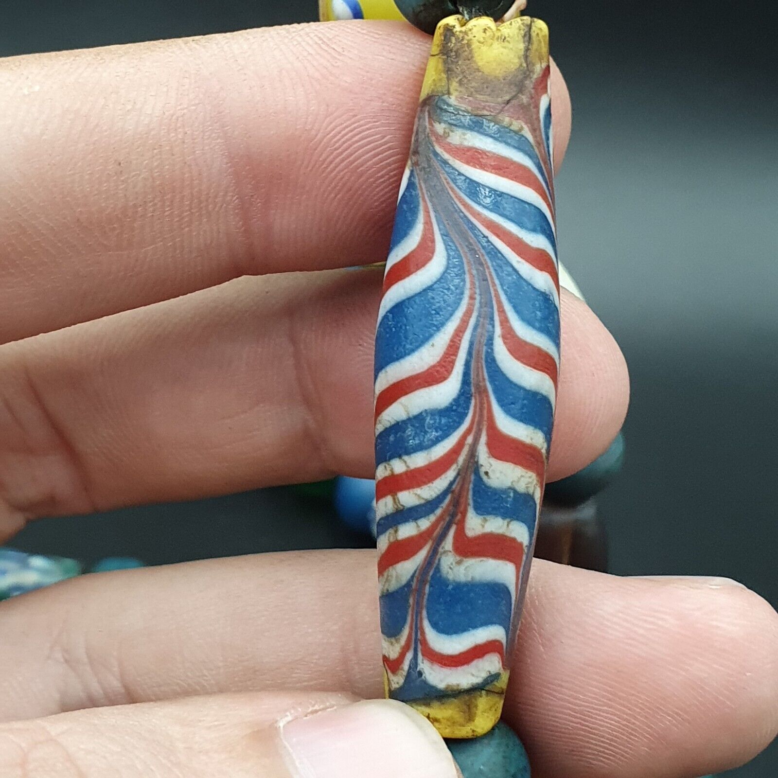 Beautiful vintage Fancy Feather Pattern Skunk lampwork glass beads Long Necklace