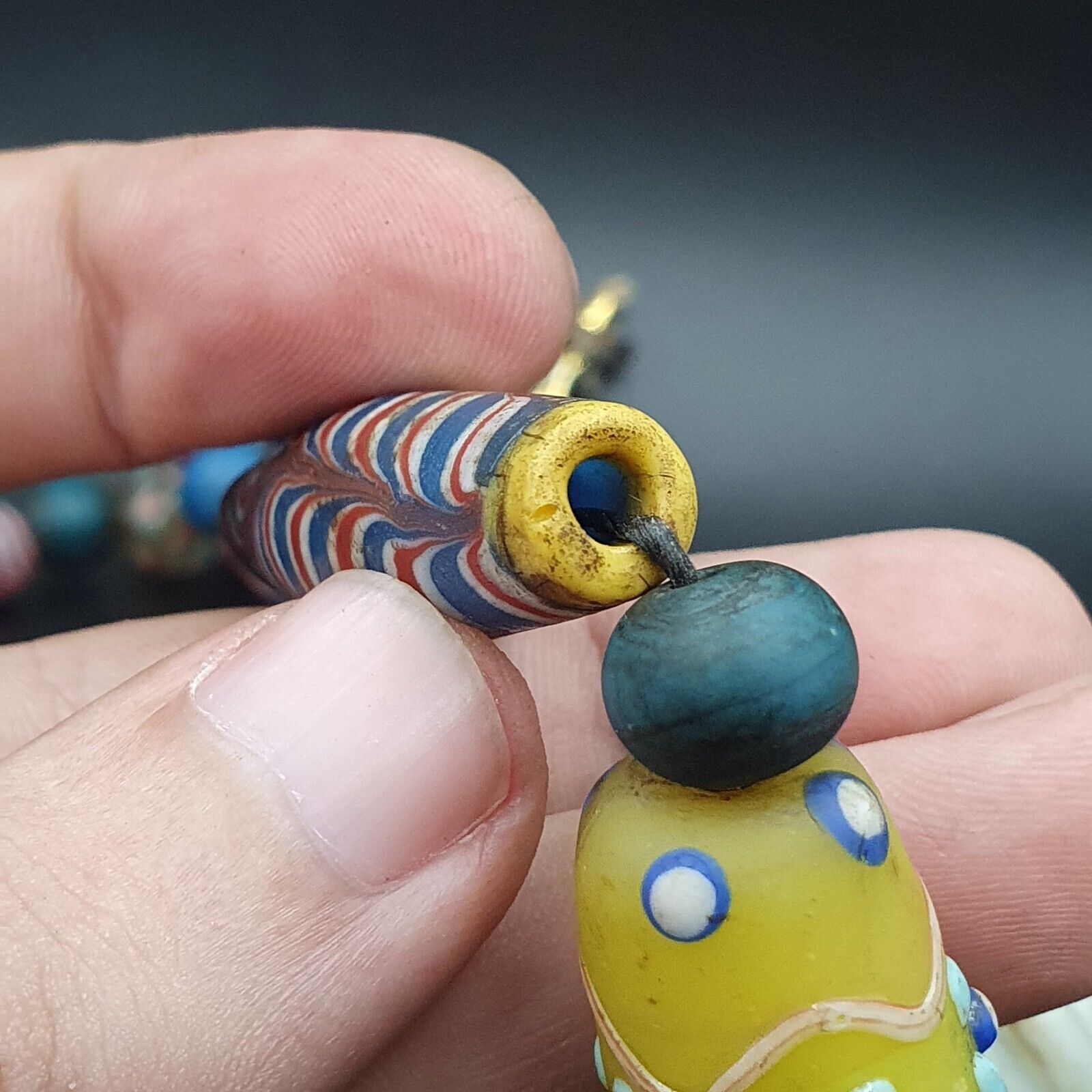 Beautiful vintage Fancy Feather Pattern Skunk lampwork glass beads Long Necklace