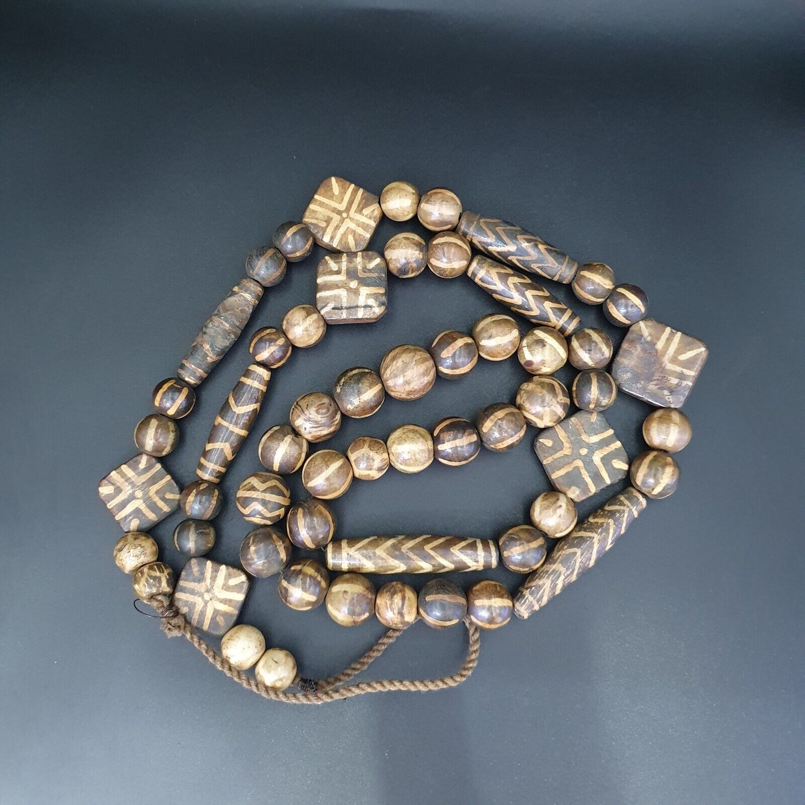 Asian Burmese Old Pumtek petrified Wood Stone beads Strand Long necklace