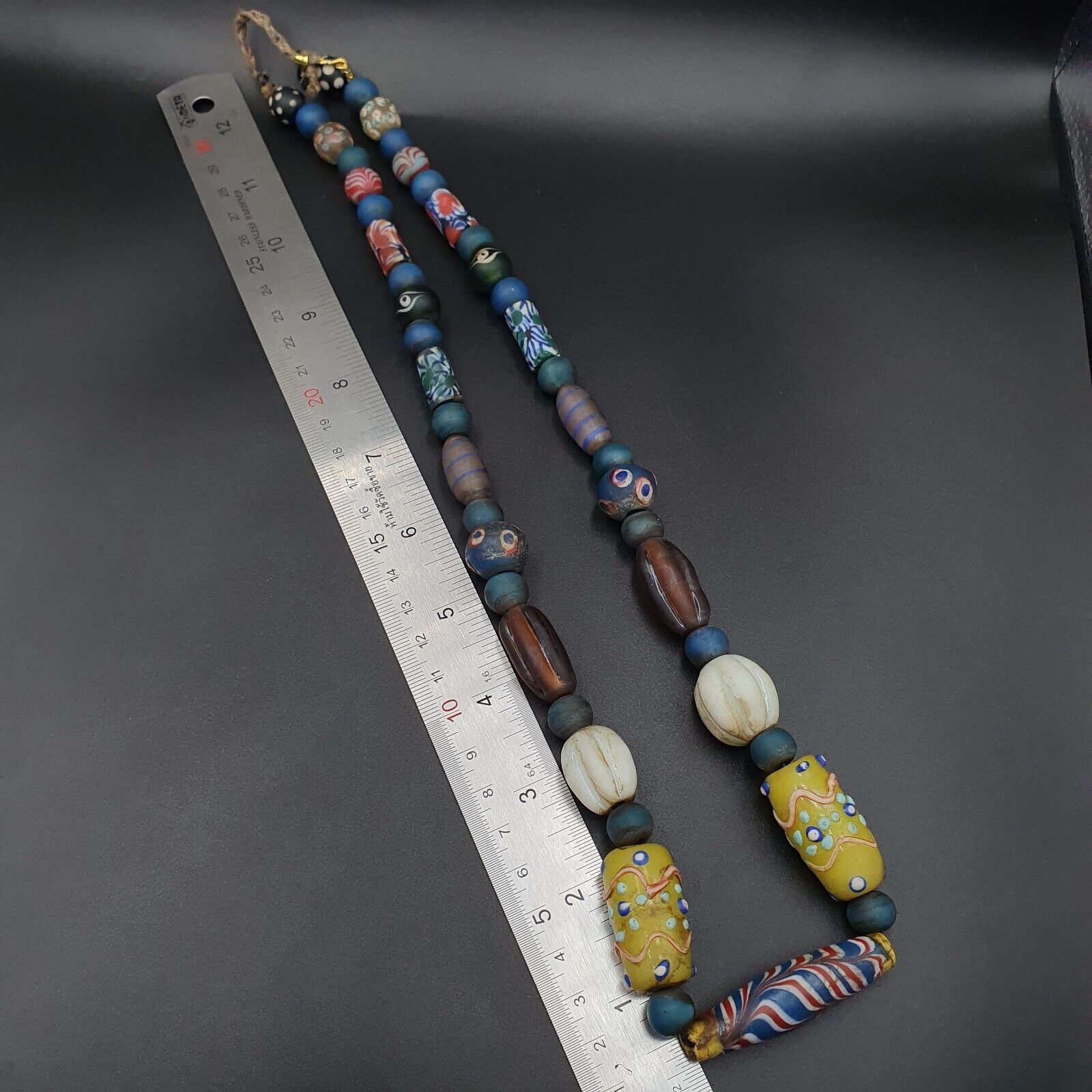 Beautiful vintage Fancy Feather Pattern Skunk lampwork glass beads Long Necklace