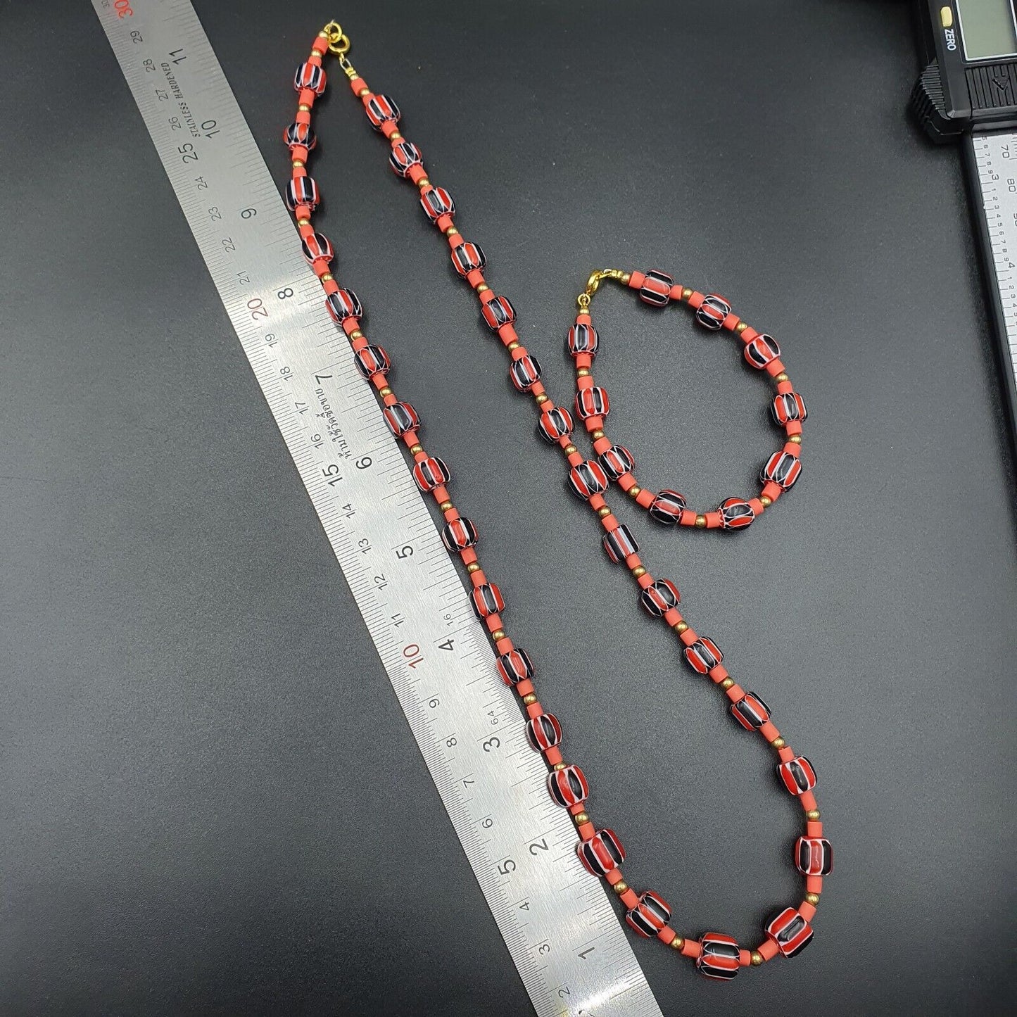 威尼斯風格貿易珠老紅色 V 形玻璃珠項鍊手鍊套裝