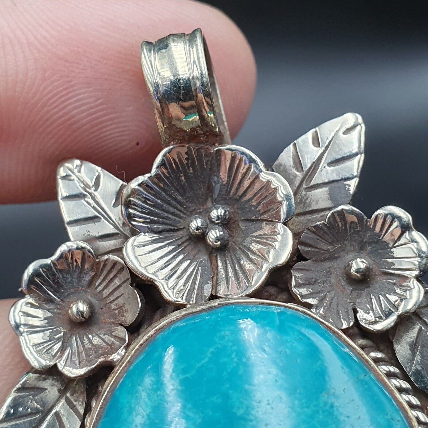 GROSSE HERREN-Halskette im VINTAGE-Stil, natürlicher blauer tibetischer Türkis-Mix, SILBER-BH-Anhänger