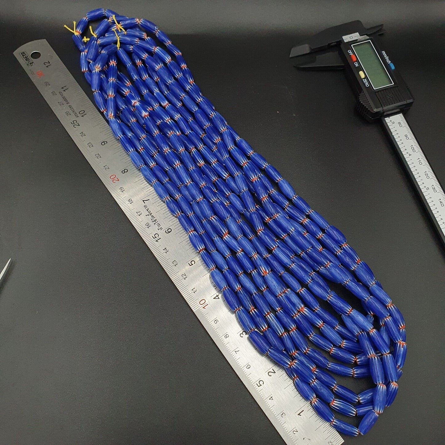 復古藍色 V 形珠威尼斯非洲風格 13mmx6.mm 珠子長串