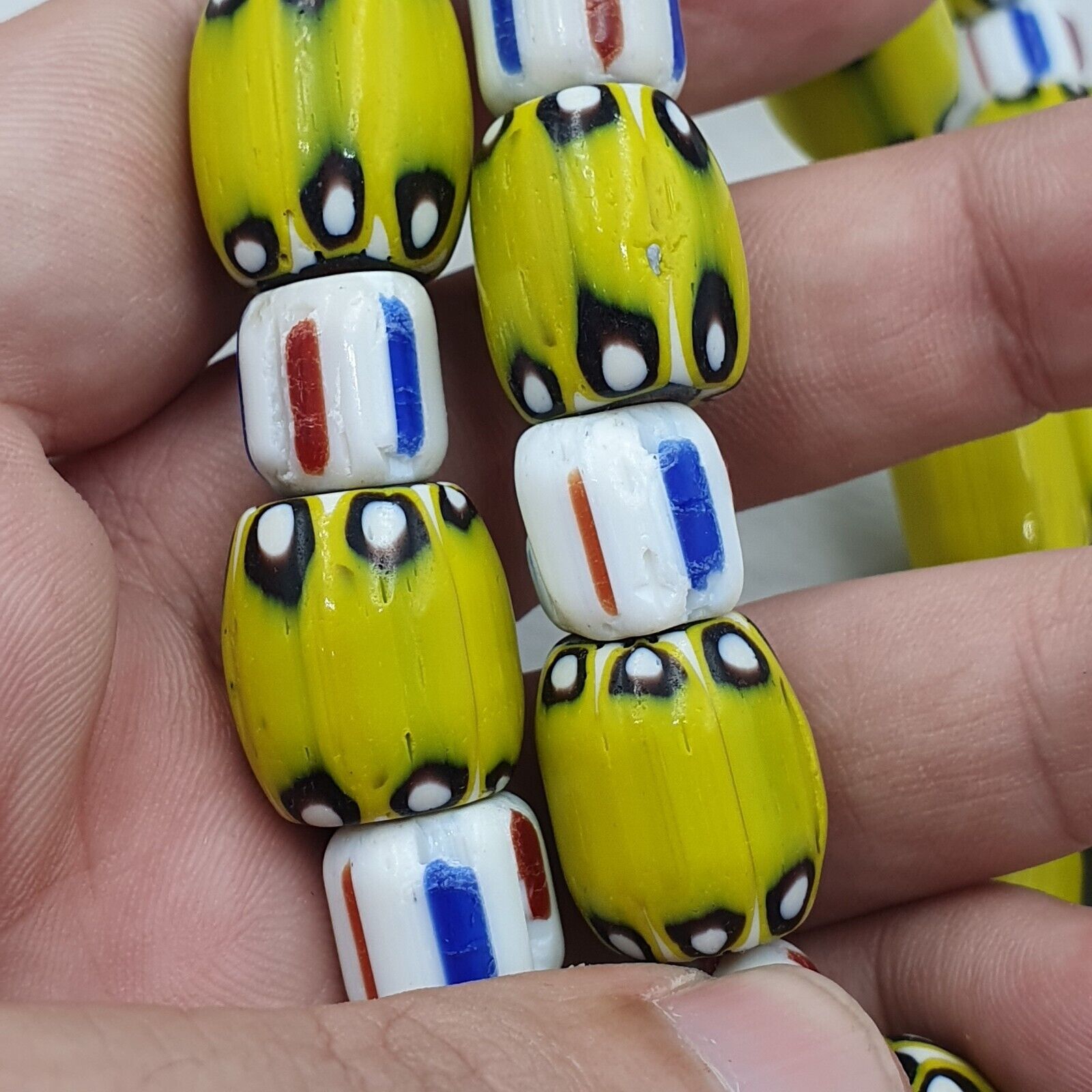 BEAUTIFUL OLD AFRICAN Yellow Blue GLASS Vinatge BEADS 17-14MM