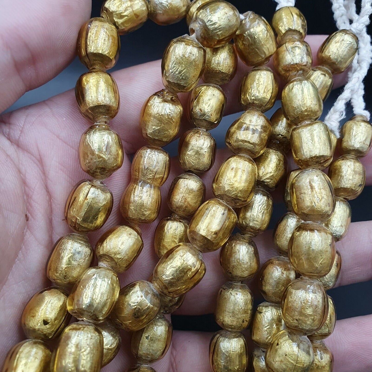 VINTAGE Einzigartige Halskette mit Blattgold im Inneren aus GLASPERLEN