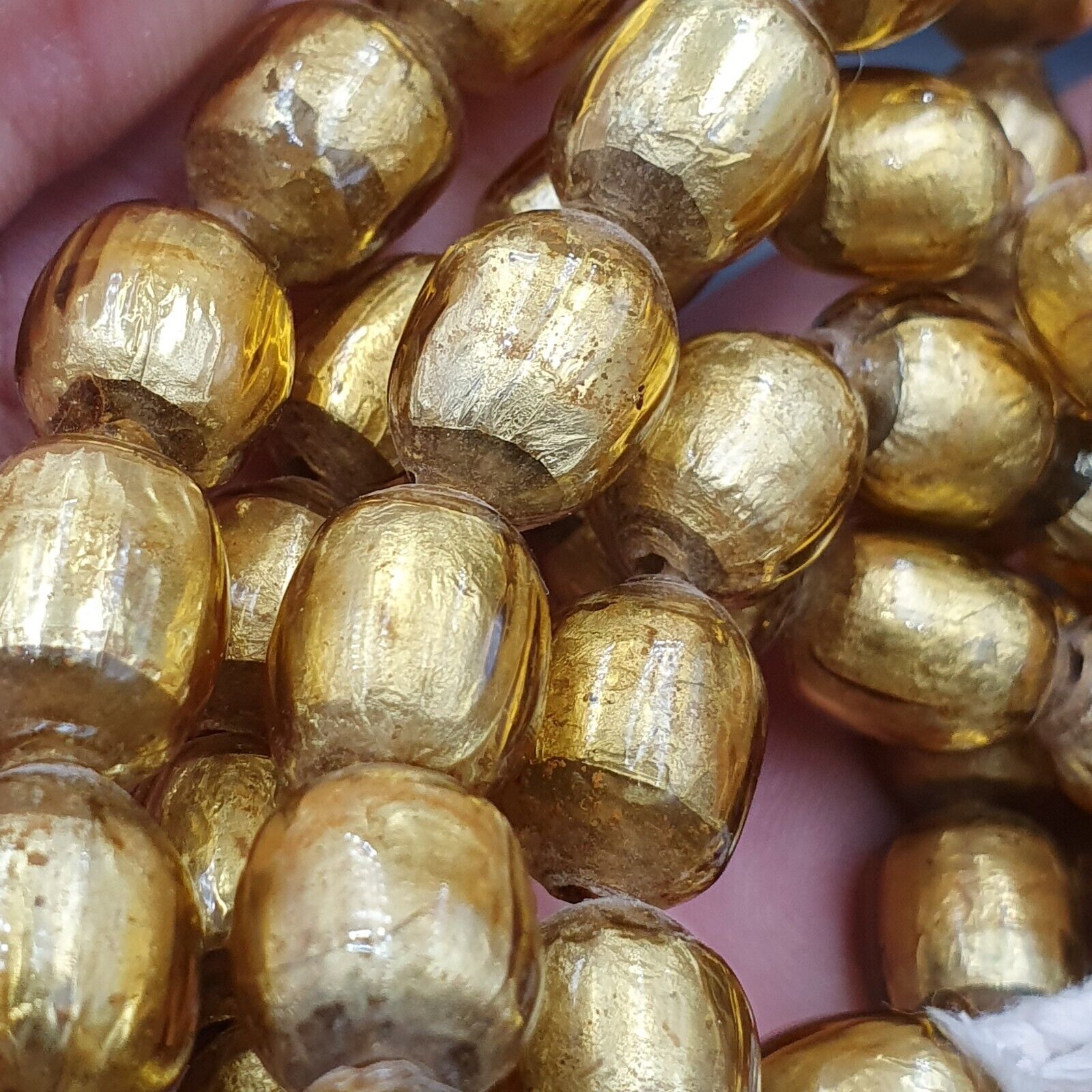 VINTAGE Unique Gold Leaf Inside GLASS BEADS Necklace