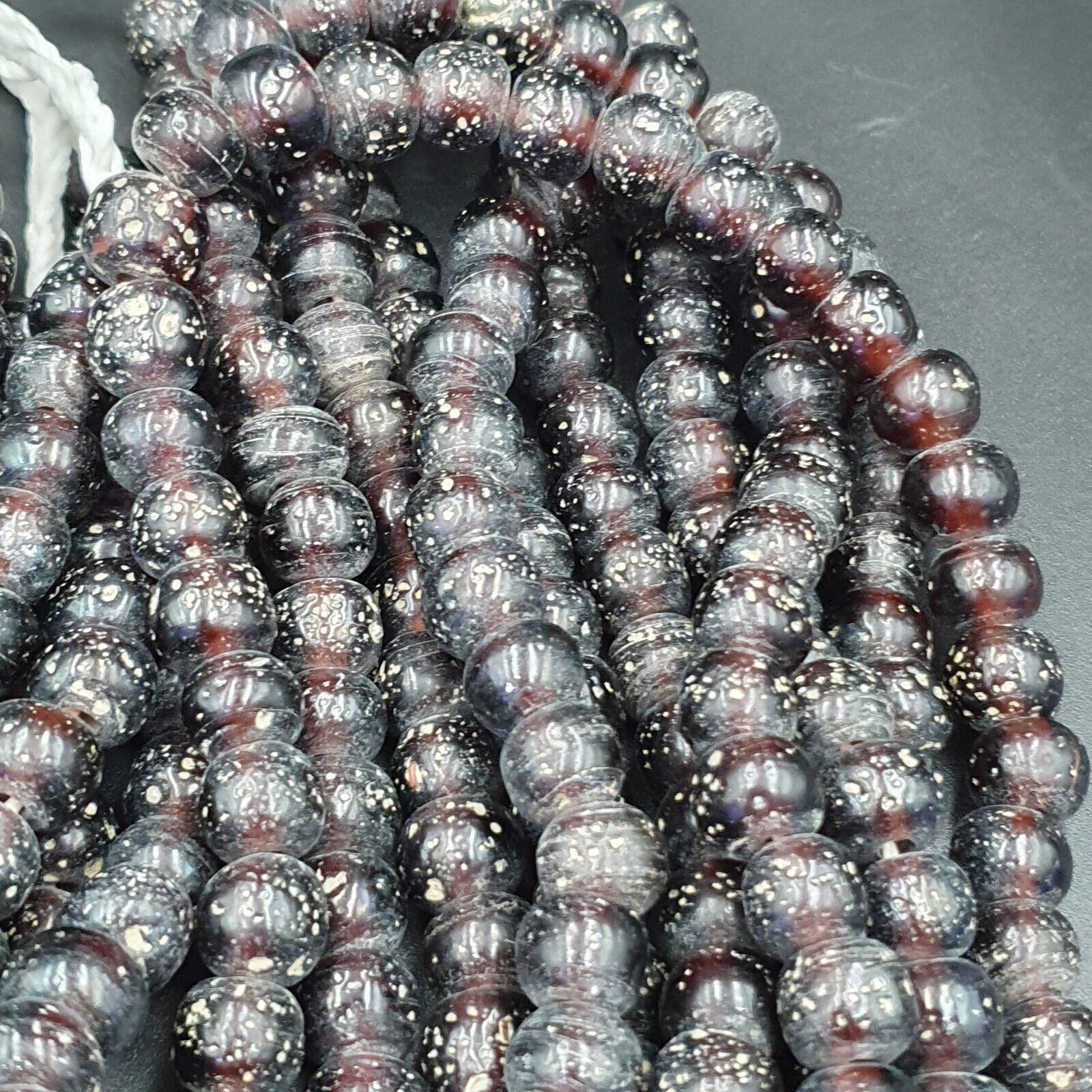 BEAUTIFUL OLD Garnet Red GLASS Vintage BEADs 24" Strand 10mm