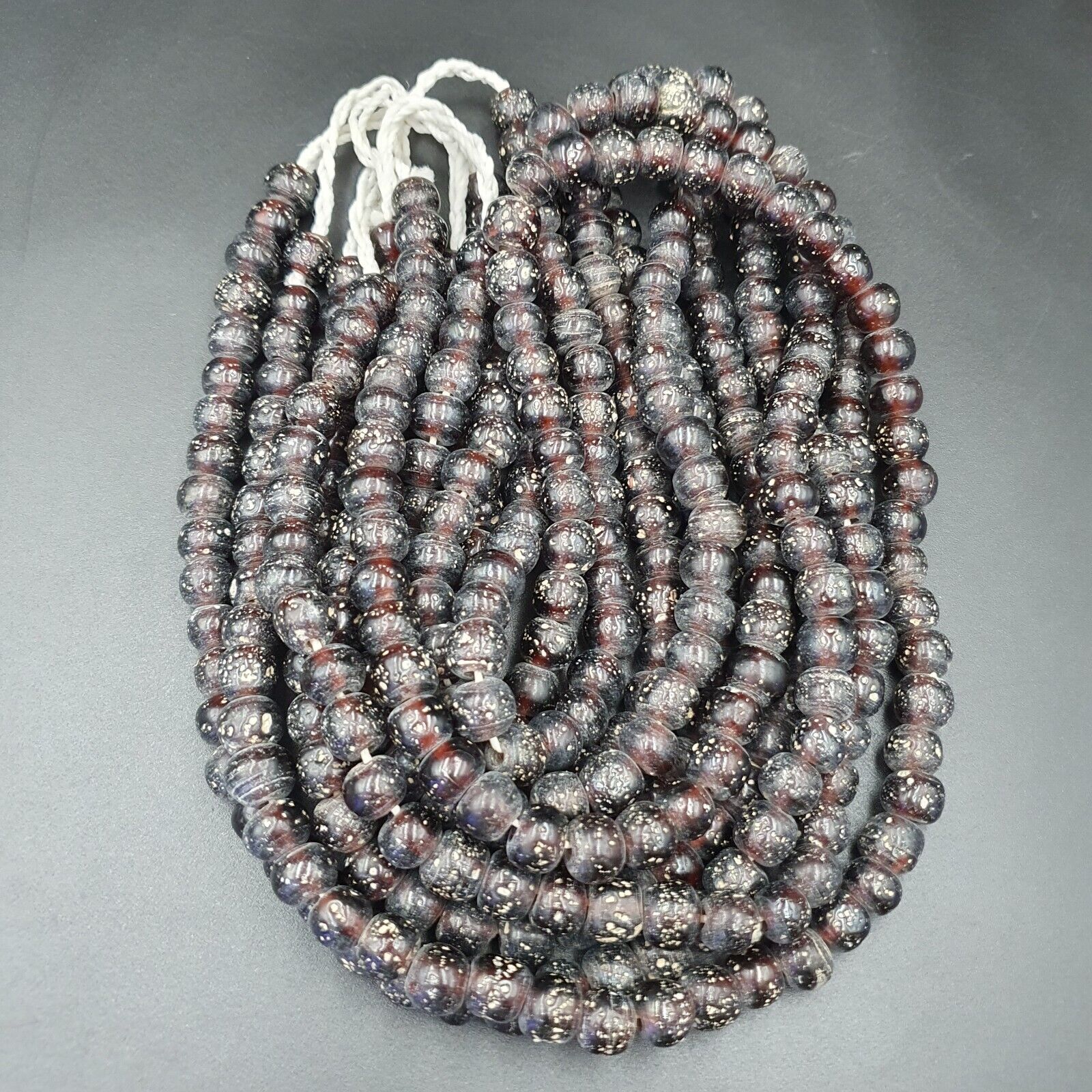 BEAUTIFUL OLD Garnet Red GLASS Vintage BEADs 24" Strand 10mm