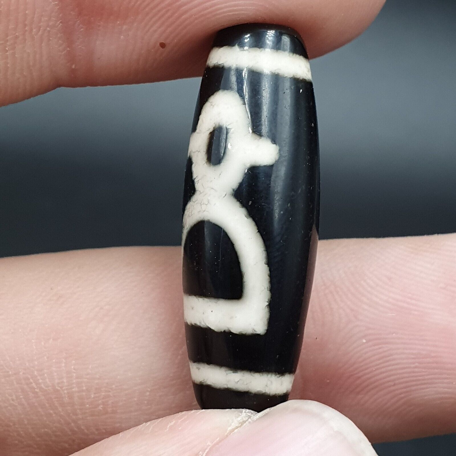 N#341 Himalayan Indo Tibetan rare Patterns Eyes Dzi Amulet Bead Lot 3 Beads