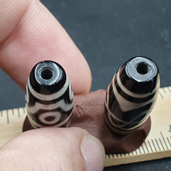 N#241 Himalayan Indo Tibetan rare Patterns Eyes Dzi Amulet Bead Lot 2 Beads