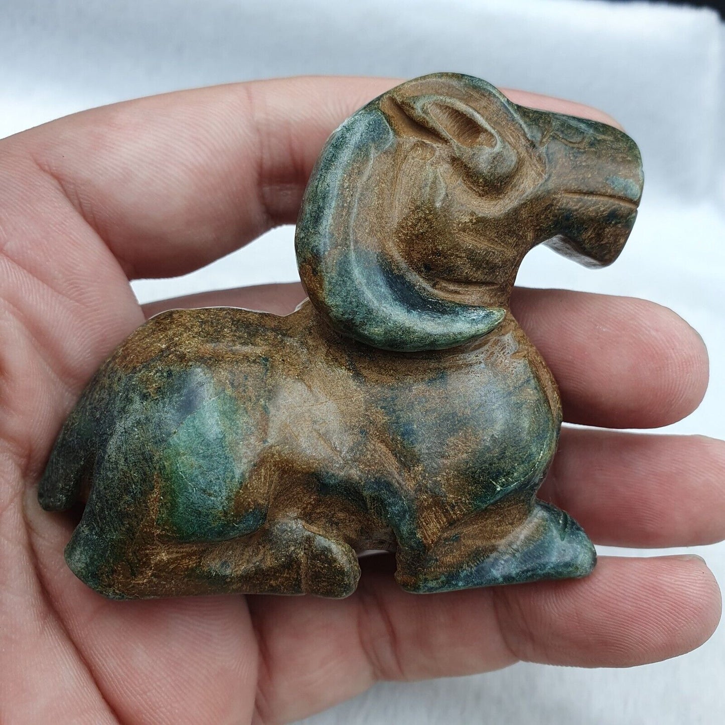Antiker Stein Jade geheimnisvolles Tier Schaf Schnitzstein Amulett Perlenstein JD2