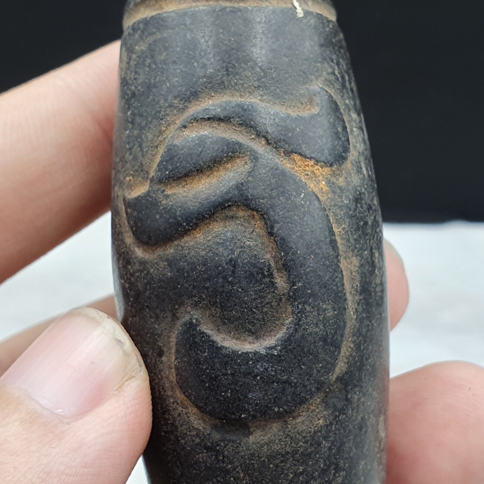 Antique Black Magnetic Stone mysterious animal carving Jade Amulet Stone MG-7