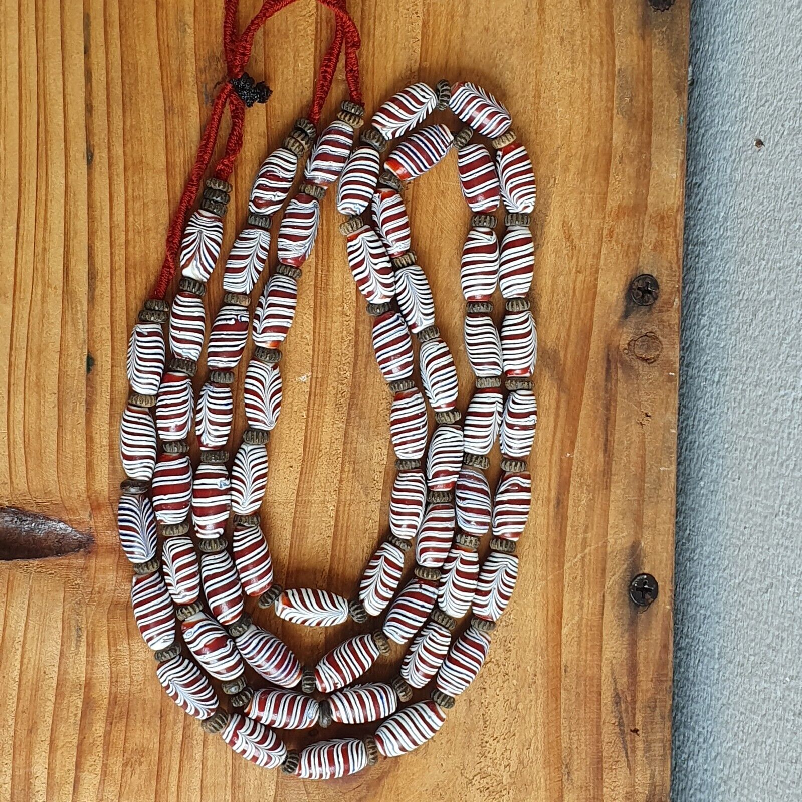 Vintage Venerano ART Fancy  Feather Beads 18x9.5MM  GLASS BEADS 24" Necklace F-2