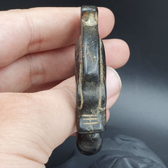 Antique Black Magnetic Stone Snake animal carving Jade Amulet Stone MG-12