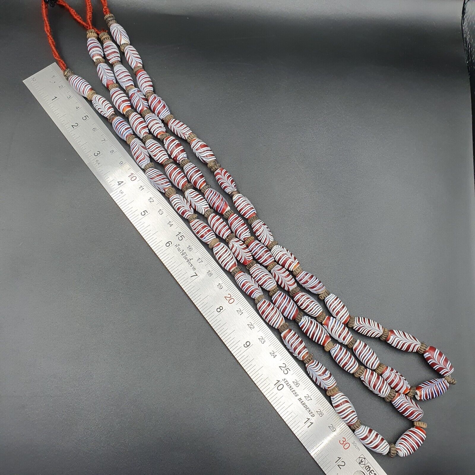 Vintage Venerano ART Fancy  Feather Beads 18x9.5MM  GLASS BEADS 24" Necklace F-2