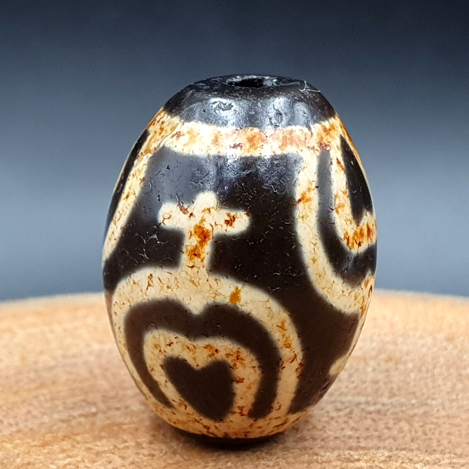 N#102 Himalayan Indo Tibetan rare Patterns Dzi Amulet Bead 20mm