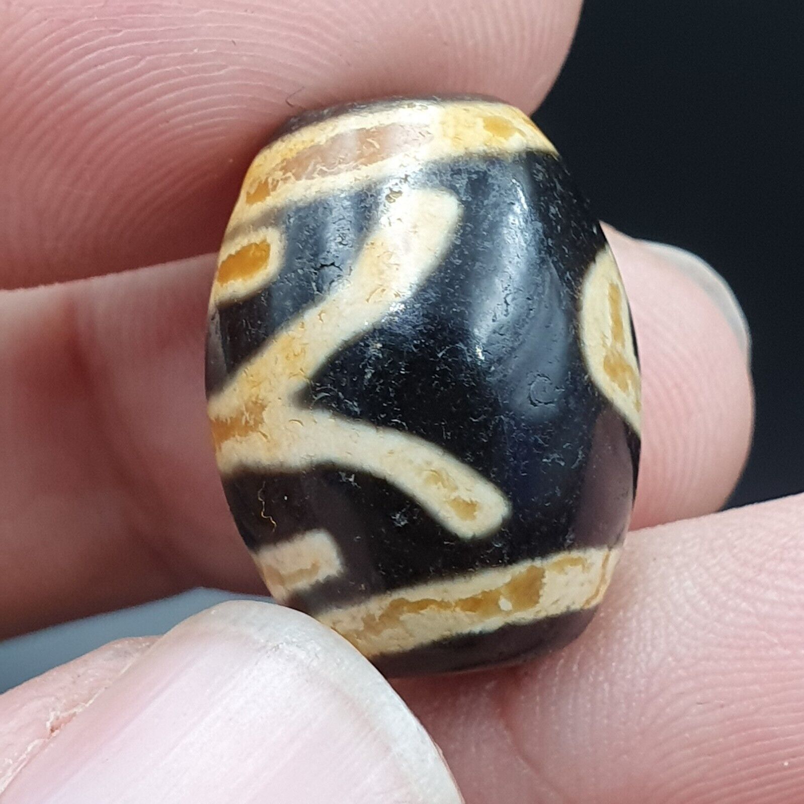 N#311 Himalayan Indo Tibetan rare Patterns Dzi Amulet Bead Lot 3 Beads