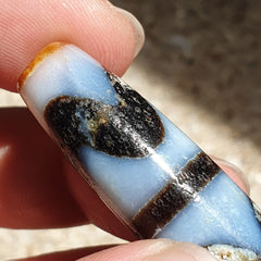 BD 13 HIMALAYAN Indo Tibetan Rusted Double Side Zigzag pattern Agate bead