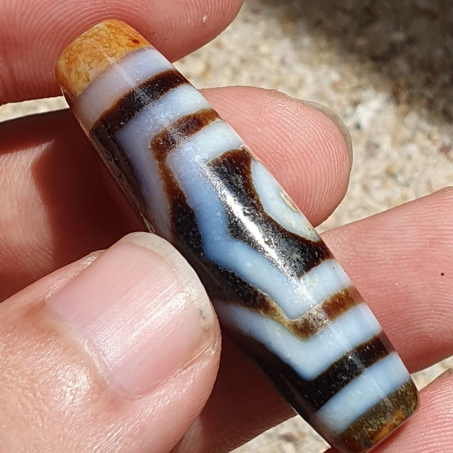 BD 11 喜馬拉雅印藏中亞生鏽 3 眼瑪瑙珠