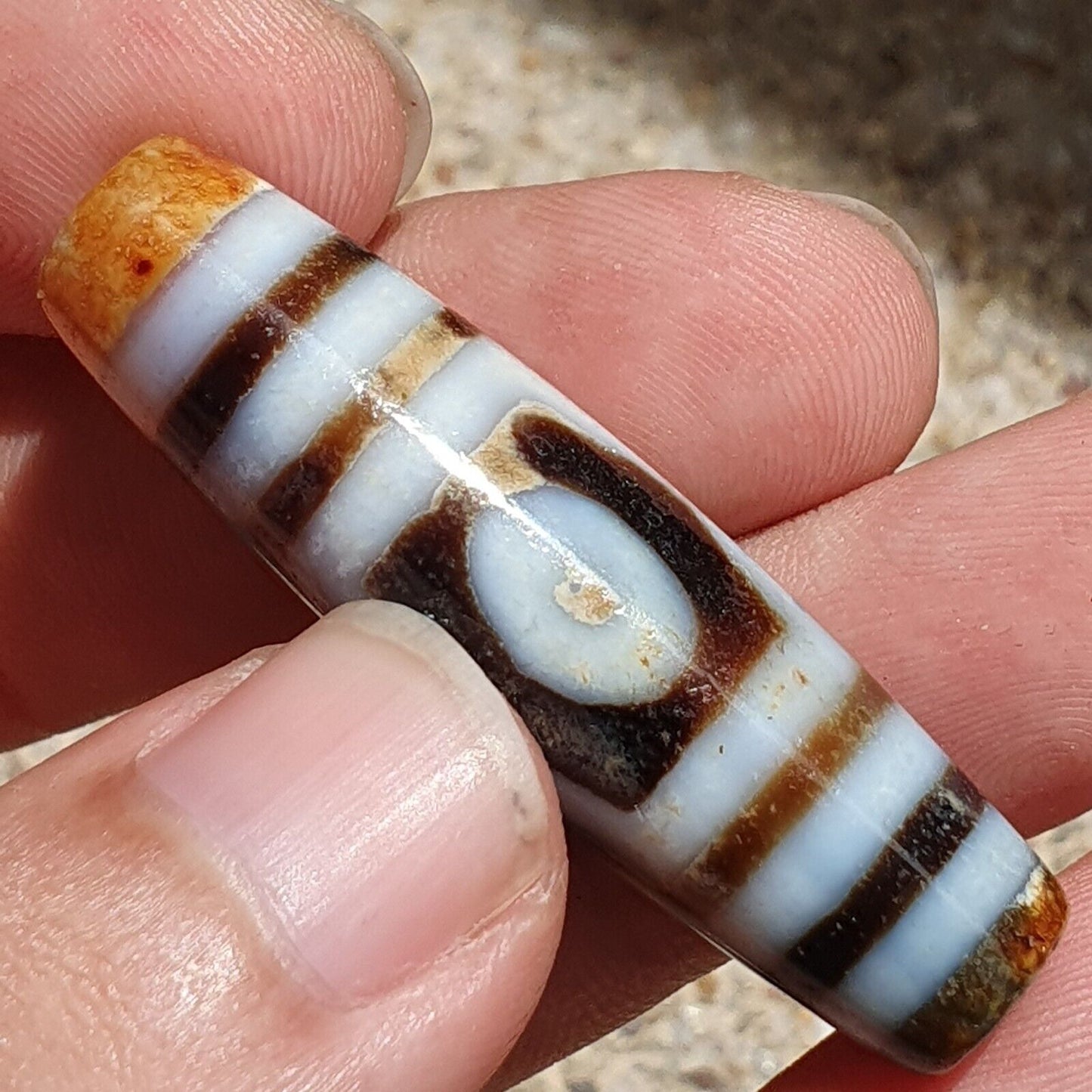 BD 11 喜馬拉雅印藏中亞生鏽 3 眼瑪瑙珠