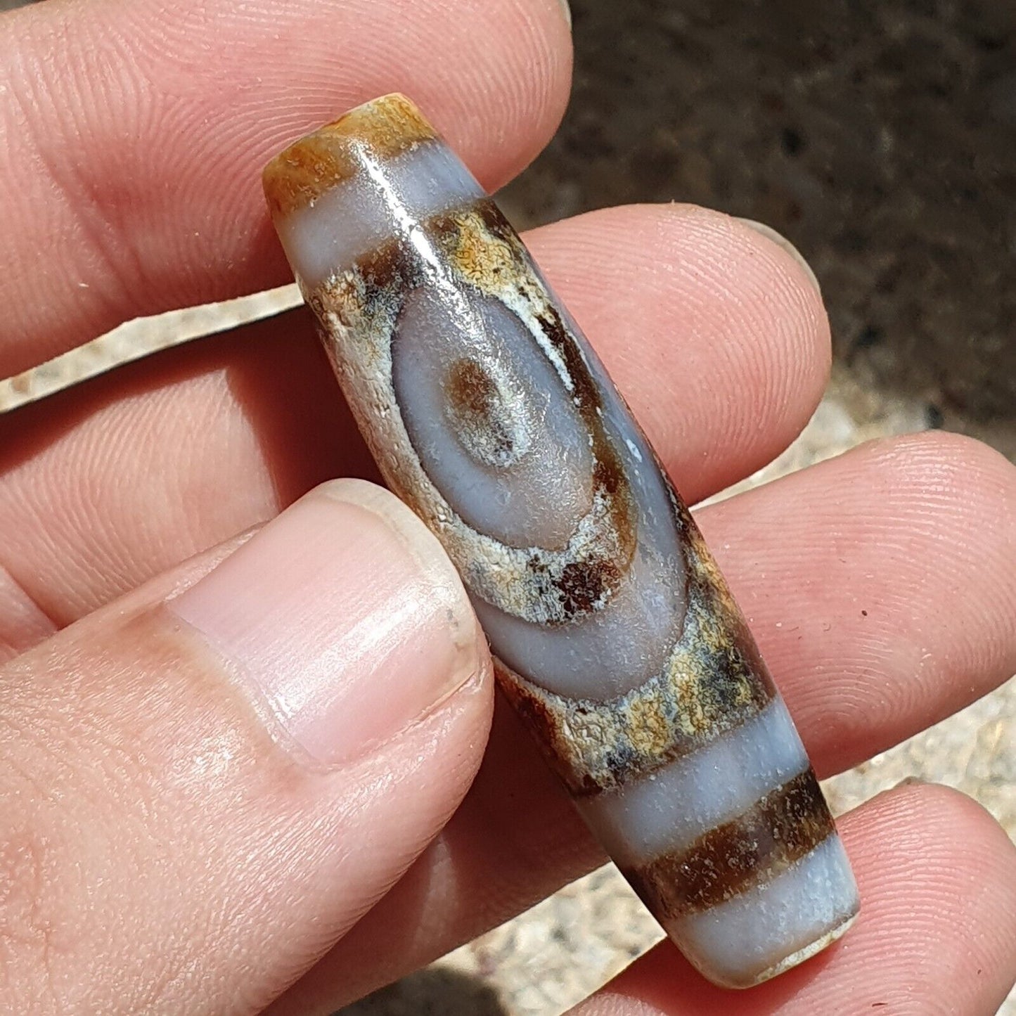 BD 29 喜馬拉雅印藏中亞生鏽 2 眼瑪瑙珠