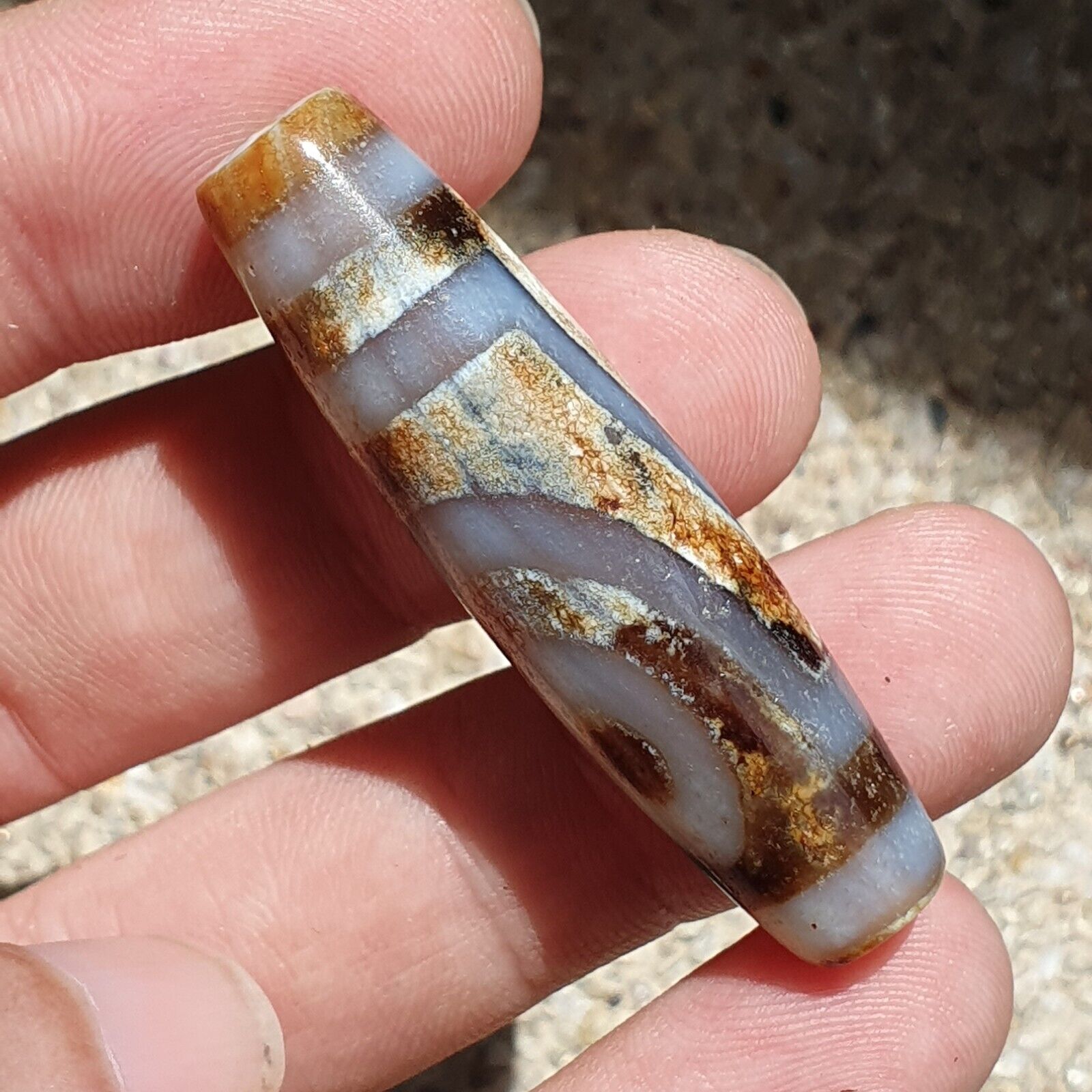 BD 29 HIMALAYAN Indo Tibetan Central Asian Rusted 2 eye Agate bead