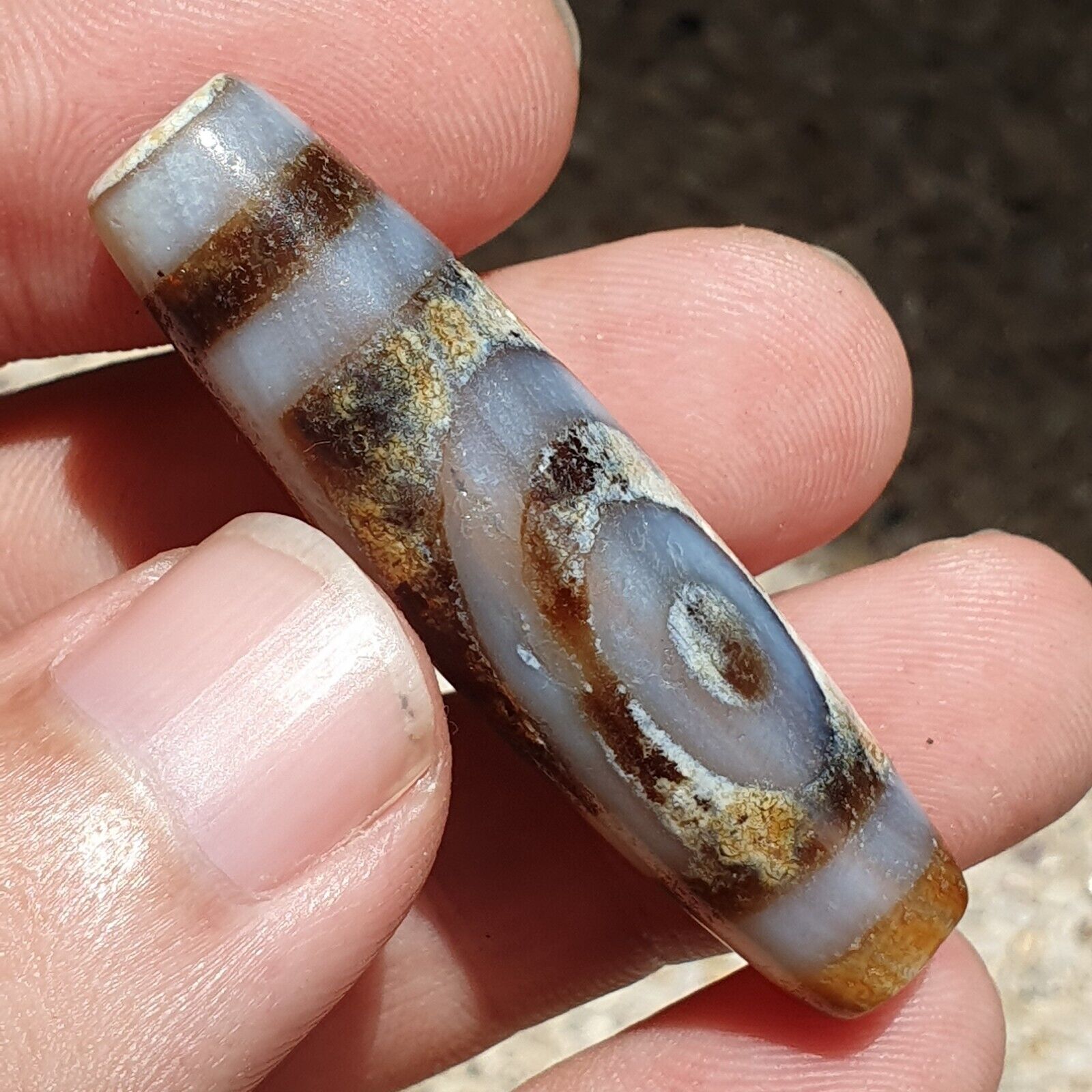 BD 29 HIMALAYAN Indo Tibetan Central Asian Rusted 2 eye Agate bead