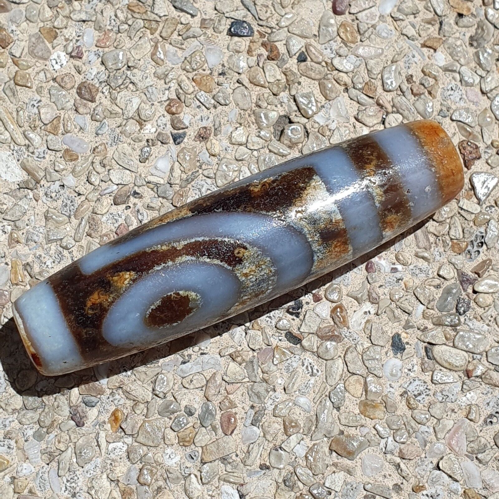 BD 29 HIMALAYAN Indo Tibetan Central Asian Rusted 2 eye Agate bead