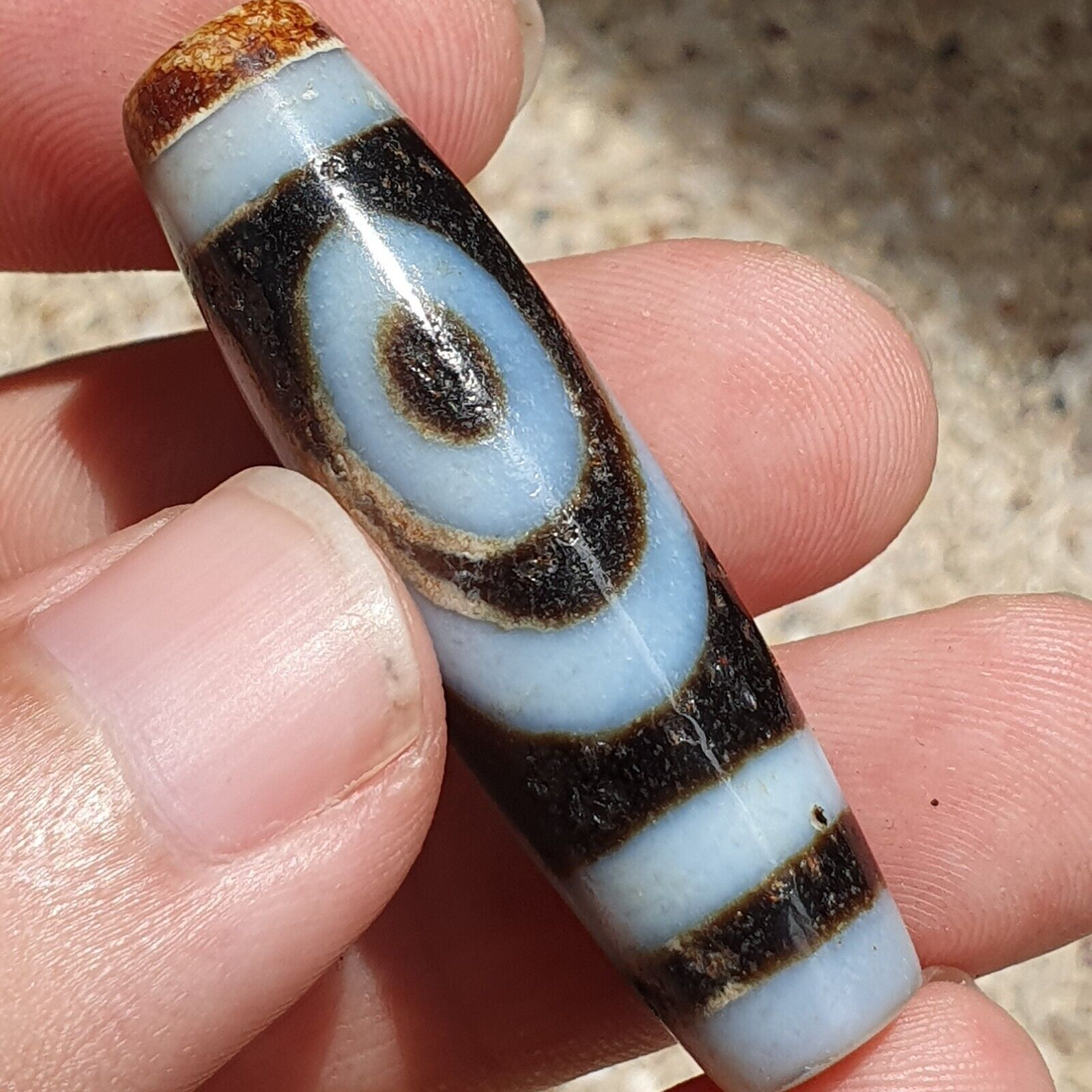 BD 9 HIMALAYAN Indo Tibetan Central Asian Rusted 2 eye Agate bead