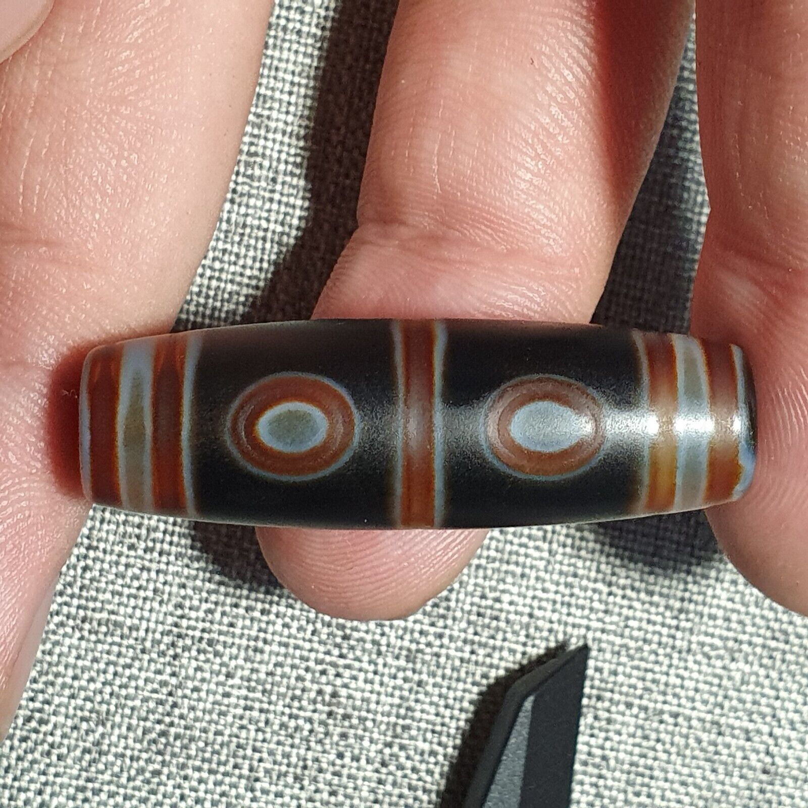 N#43 Himalayan Indo Tibetan Decorated Agate Eyes Patterns Dzi Amulet Bead