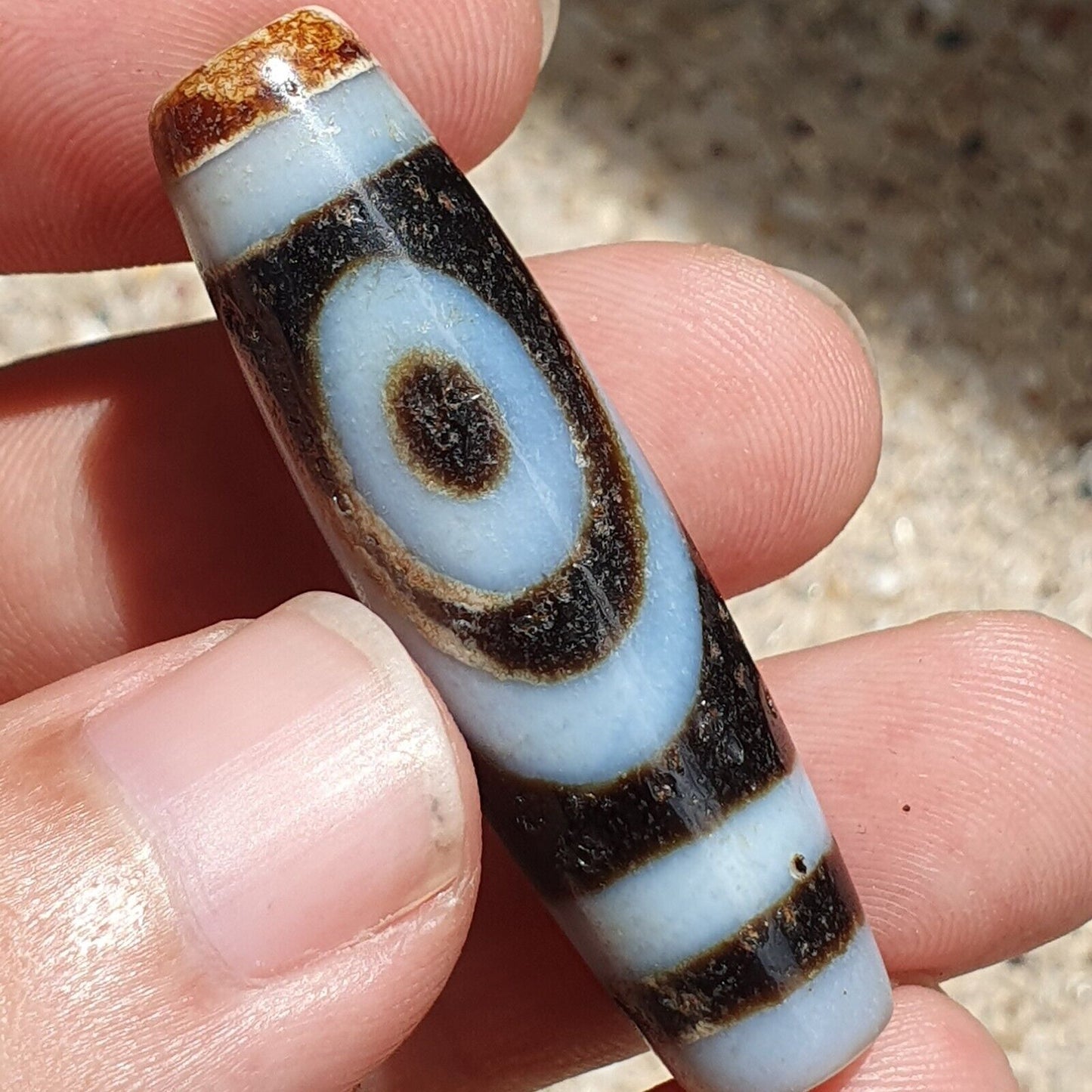 BD 9 喜馬拉雅印度藏中亞生鏽 2 眼瑪瑙珠