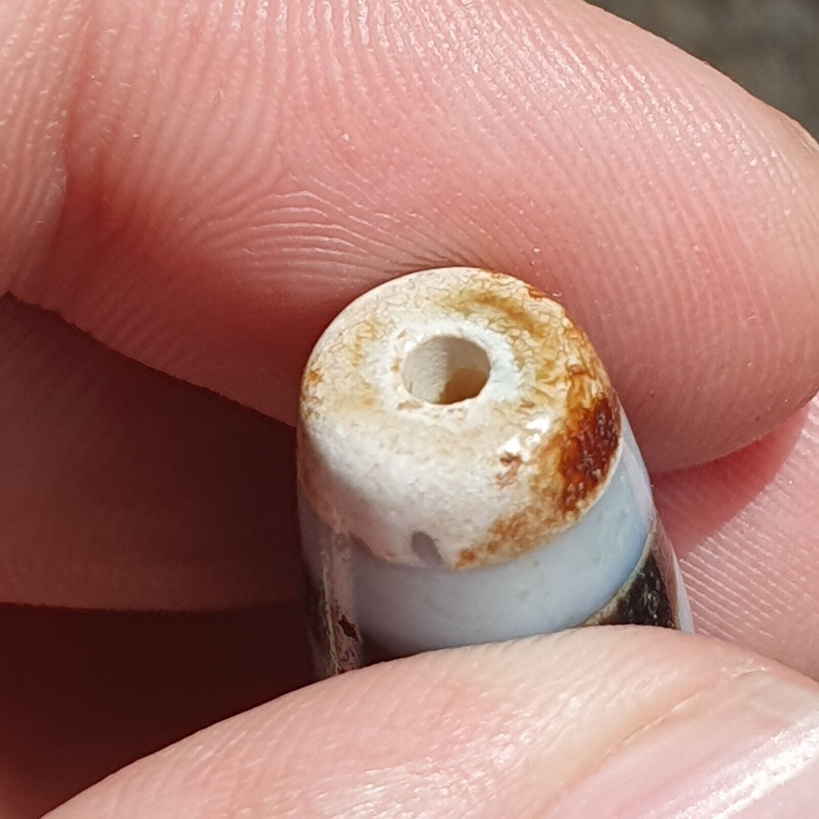 BD 9 HIMALAYAN Indo Tibetan Central Asian Rusted 2 eye Agate bead