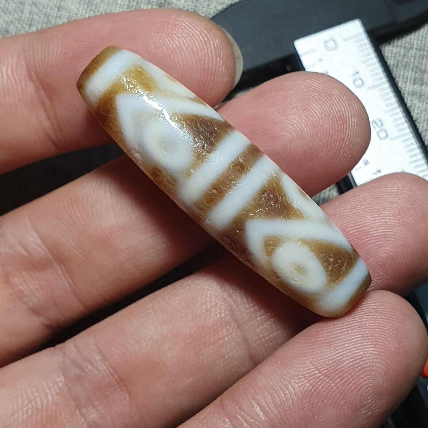 喜馬拉雅藏瑪瑙天珠 ZIG ZAG 圖案 8 眼靈性護身符瑪拉珠