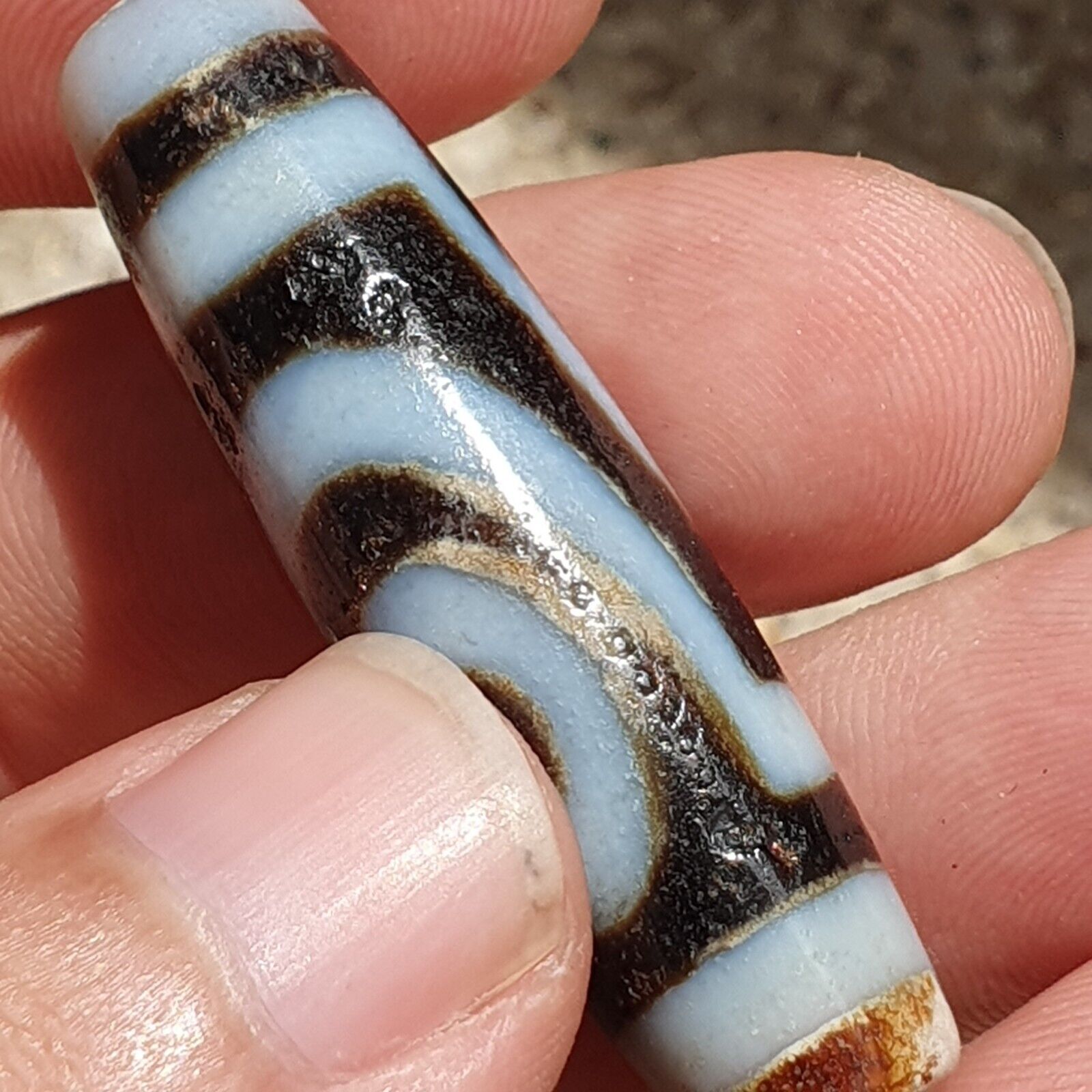 BD 9 HIMALAYAN Indo Tibetan Central Asian Rusted 2 eye Agate bead