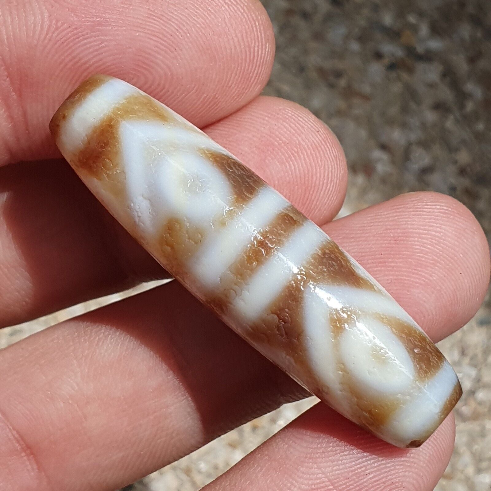 Himalayan Tibetan Agate Dzi ZIG ZAG pattern 8 Eyes Spiritual Amulet Mala Bead