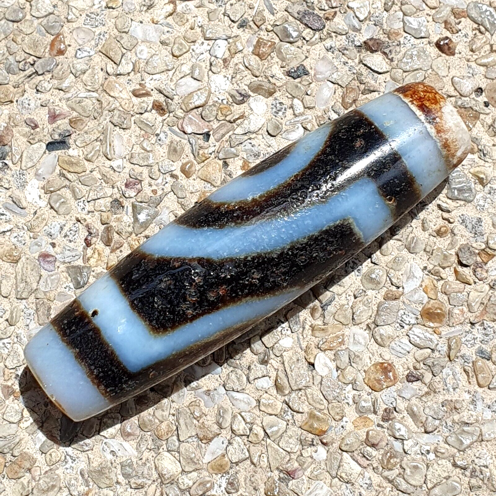 BD 9 HIMALAYAN Indo Tibetan Central Asian Rusted 2 eye Agate bead