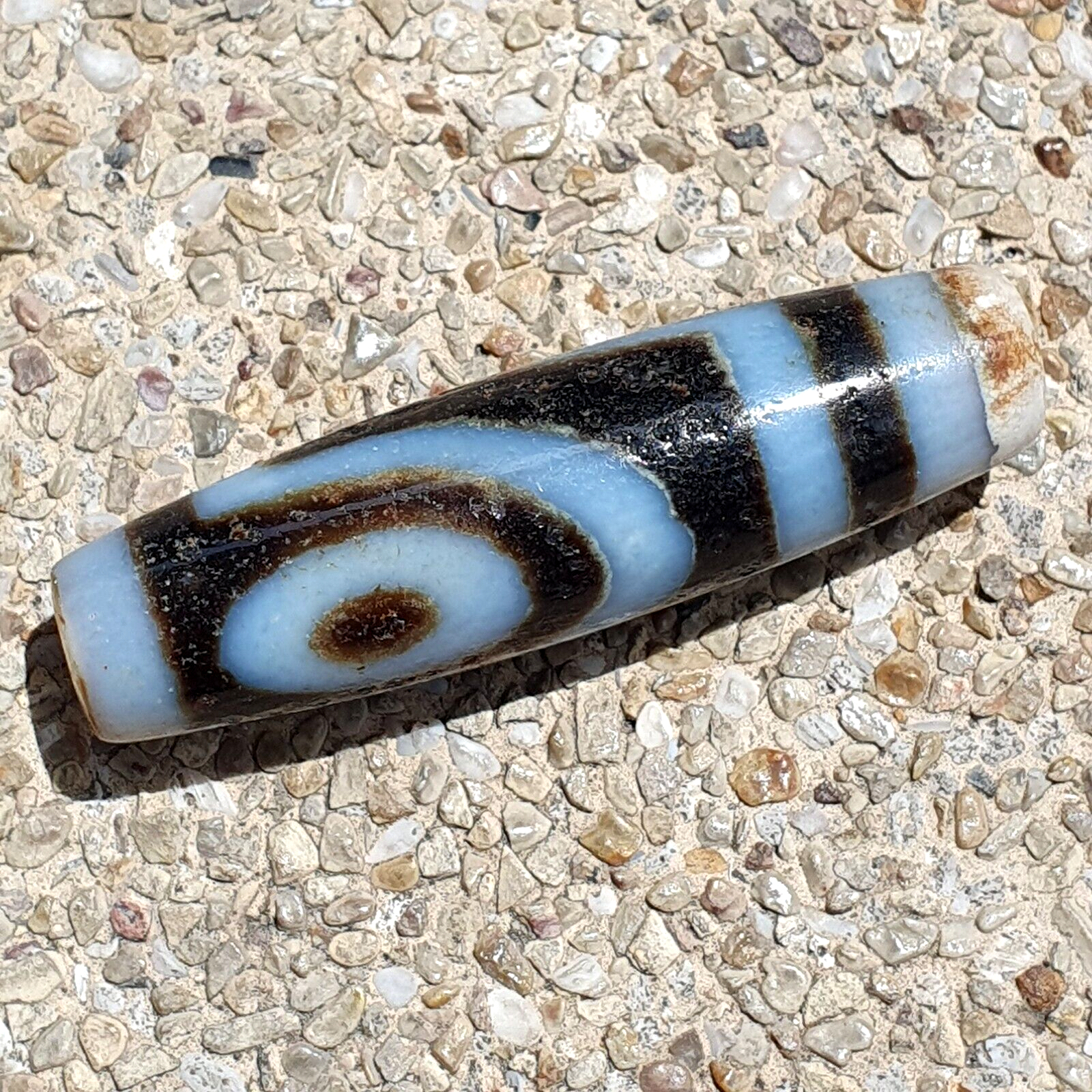 BD 9 HIMALAYAN Indo Tibetan Central Asian Rusted 2 eye Agate bead