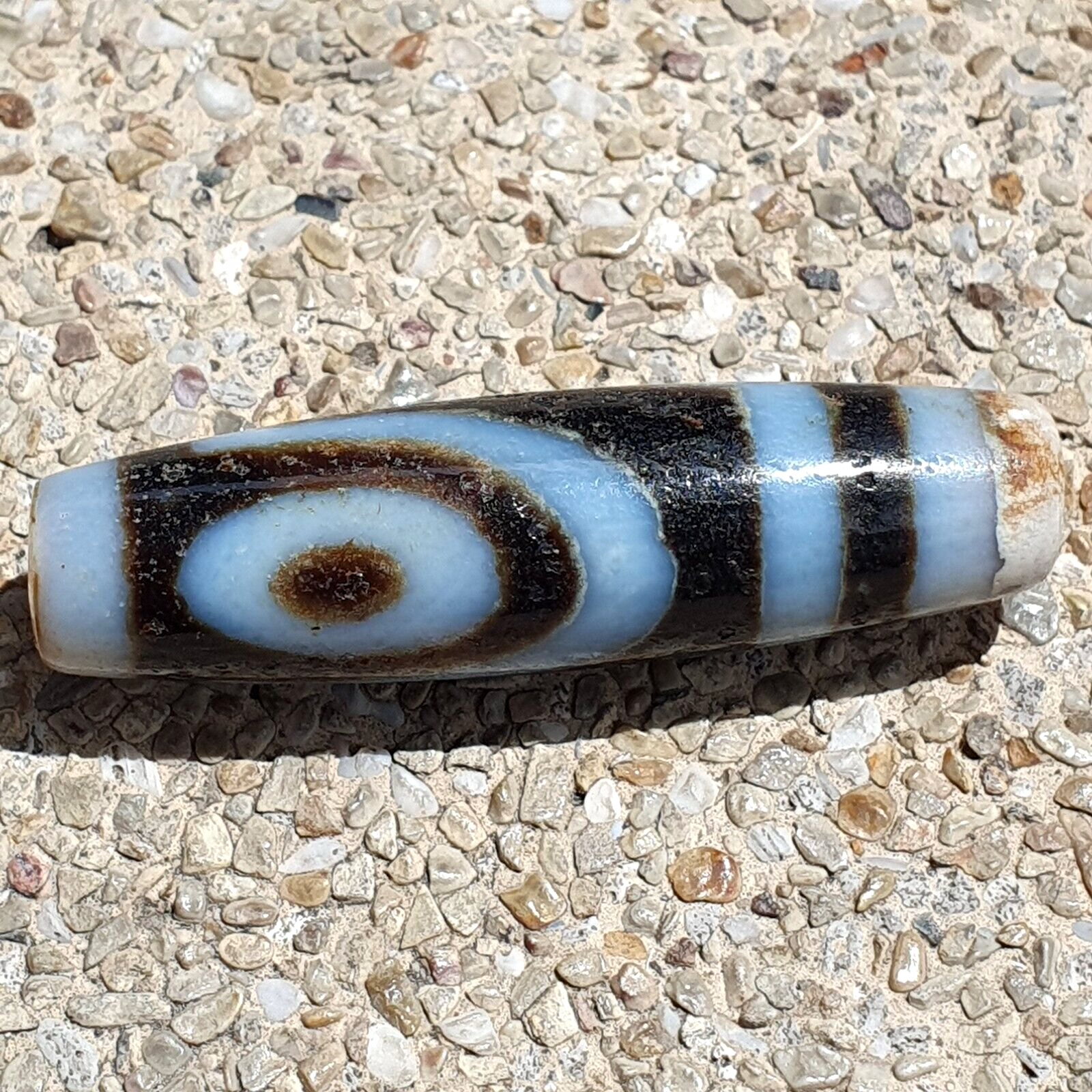 BD 9 HIMALAYAN Indo Tibetan Central Asian Rusted 2 eye Agate bead