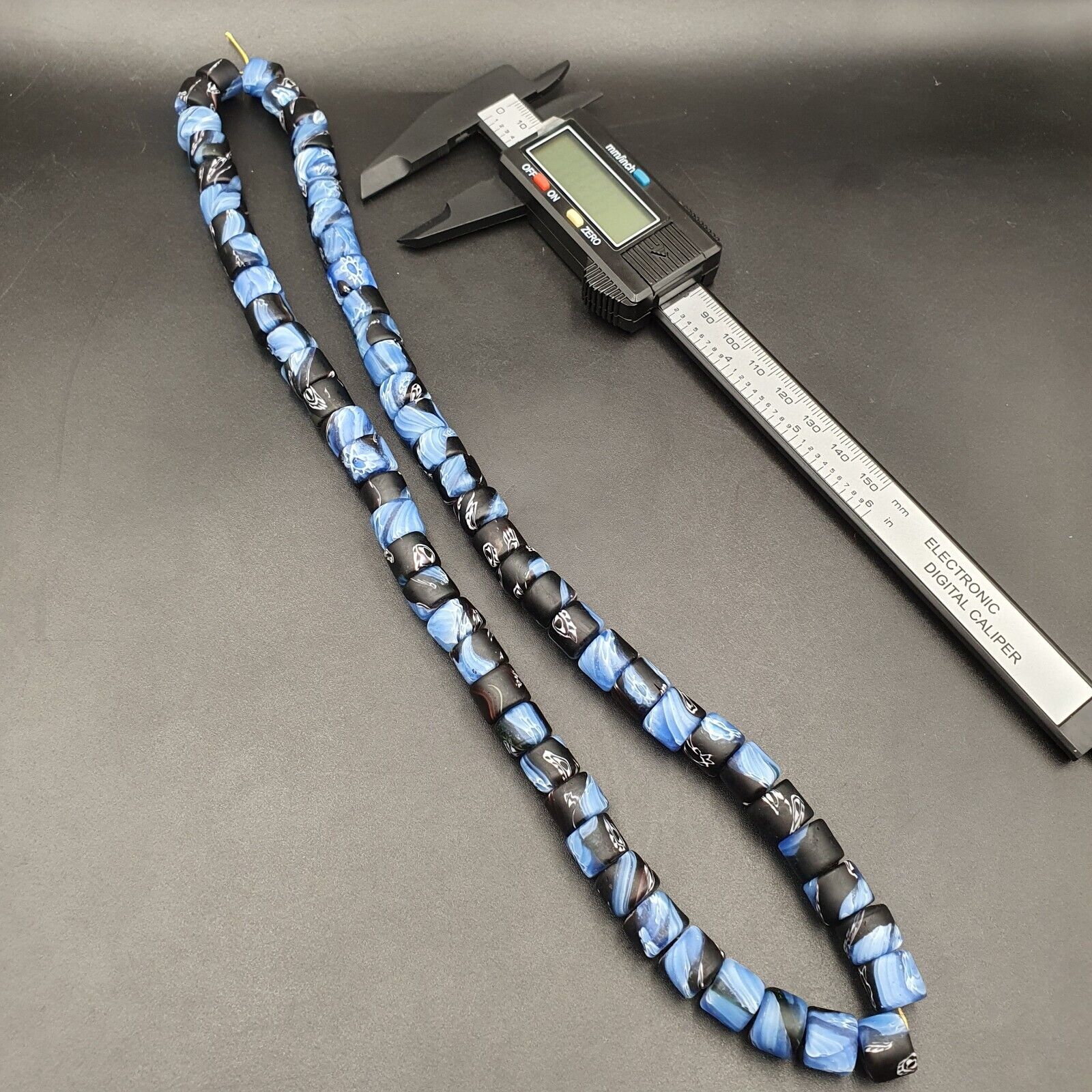 Vintage Disc Shape Roundels black blue glass Beads / Beaded Strand Necklace 11mm