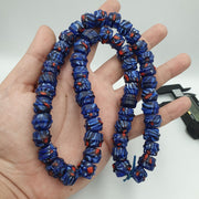 Vintage einzigartige Form florale blaue Glasperlen / lange Perlenkette